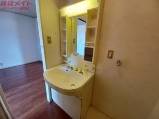 じゅねすしろやまA棟【1階】の内装