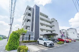 プランドール【2階】の外観