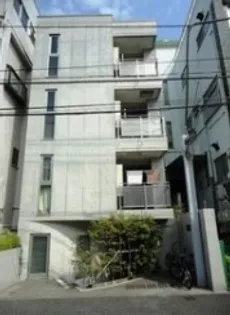 東京都港区南青山1【マンション】の外観