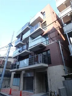 新宿御苑荘の画像