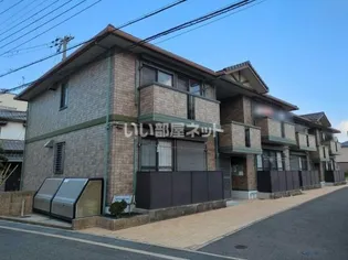 モアエクレール【2階】の外観