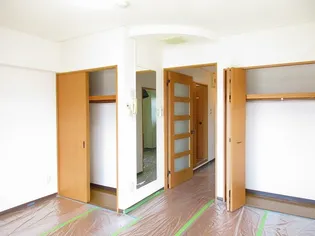 ドレスデン実相寺【3階】の内装