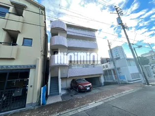 ヤマヨシマンション【4階】の外観