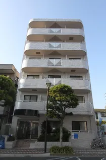 ラ・ヴィエンヌ【5階】の外観