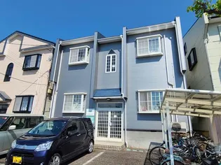 バンブー【2階】の外観