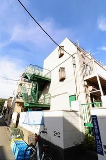 山口第2メタルメゾン【2階】の外観