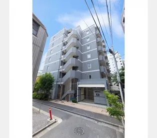 コンフォリア三田トロワ【3階】の外観