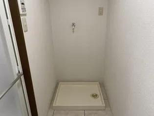 ロイヤルヒルズ老野森【8階】の内装