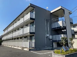 レオパレスクイーンハイツ小山【1階】の外観