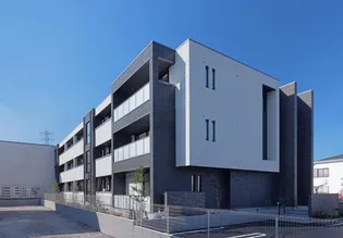 Maison Luxe【1階】の外観