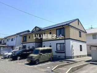 ニューヒルズ B棟【2階】の外観