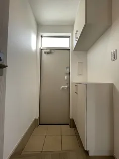 ジオコート上赤江 A棟の玄関