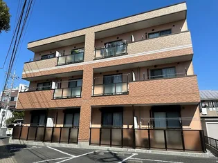 プラージュの画像