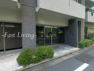東京都千代田区西神田3【マンション】の外観