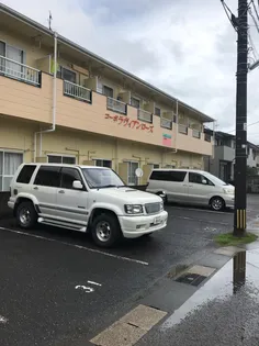 コーポラヴィアンローズ【2階】の地図