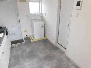 アシスト第3山形マンション【3階】の玄関