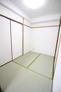 相川マンション【4階】の居間