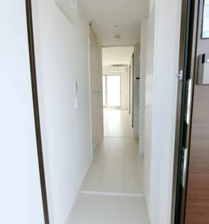 リブリ・立川幸町【1階】の玄関