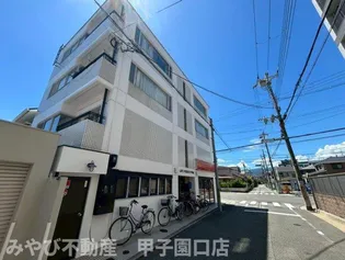 兵庫県西宮市甲子園浦風町【マンション】の外観