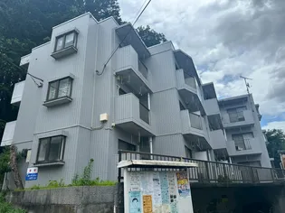 ヴィラージュ台原【1階】の外観