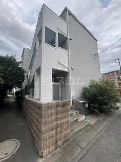 AUG 1の画像