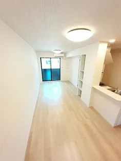 サザンカA【1階】の居間