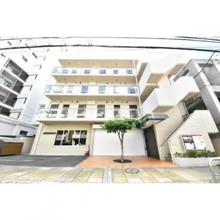 ラスパシオ三軒茶屋【2階】の外観