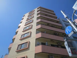 ル カルフールの画像