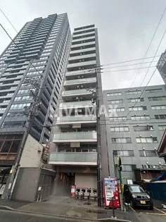 ライブコート泉【1階】の外観