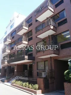 ローレル永田町【3階】の外観