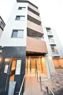 ハーモニーレジデンス新宿余丁町ザ・ガーデン【2階】の外観