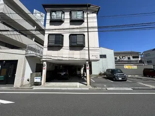 カーメラ冨田の画像