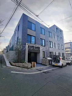 ラ・ペルラ下北沢【1階】の外観