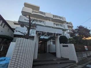 レピナールリサ【1階】の外観