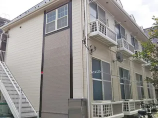 レオパレスゴールデンベセル【1階】の外観