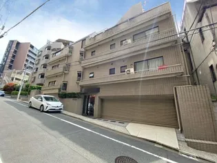 クレストコートの画像