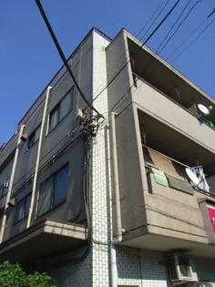 五本木第一ビル【2階】の外観