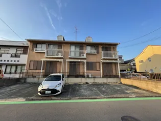 ヴィラ八神【2階】の外観