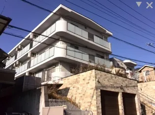 アートヒルズ新百合山手【1階】の外観