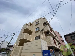 メゾン・ドゴール【1階】の外観