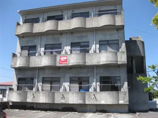 バウハウス【1階】の外観