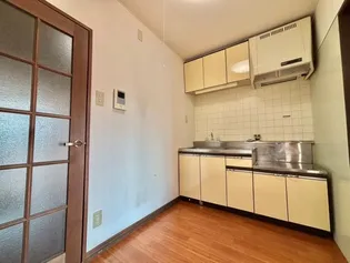 MISTRAL岡田【2階】の居間