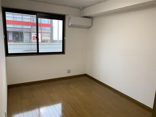 ハイカムール八橋【1階】の内装