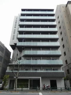 東京都新宿区大京町【マンション】の外観