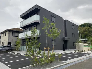 ヴィアマーレ【1階】の外観