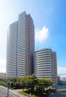 東京都新宿区河田町【マンション】の外観