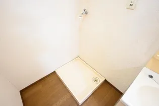 プチファミーユ【2階】の内装