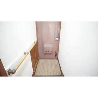 グリーンハイツI【2階】の玄関