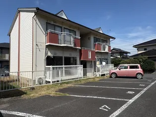 石川ハイツB棟【2階】の外観