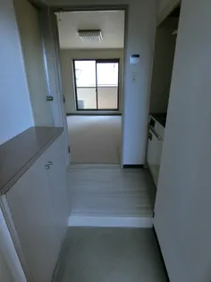 本陣パレス彦三【4階】の玄関